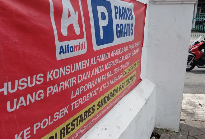Setan- setan Parkir Serta Premanisme Di Surabaya